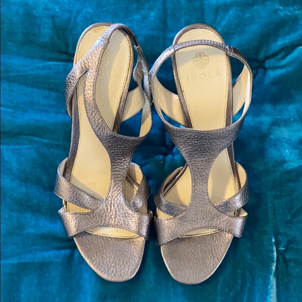 Metallic  heels